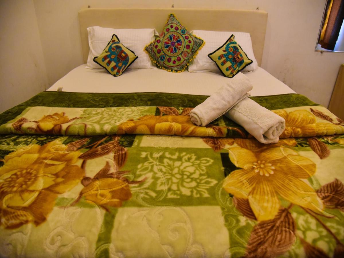 Hotel Zoola Palace 布什格尔 外观 照片