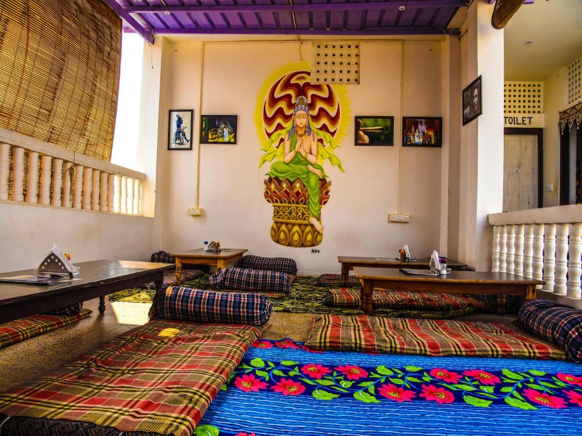 Hotel Zoola Palace 布什格尔 外观 照片